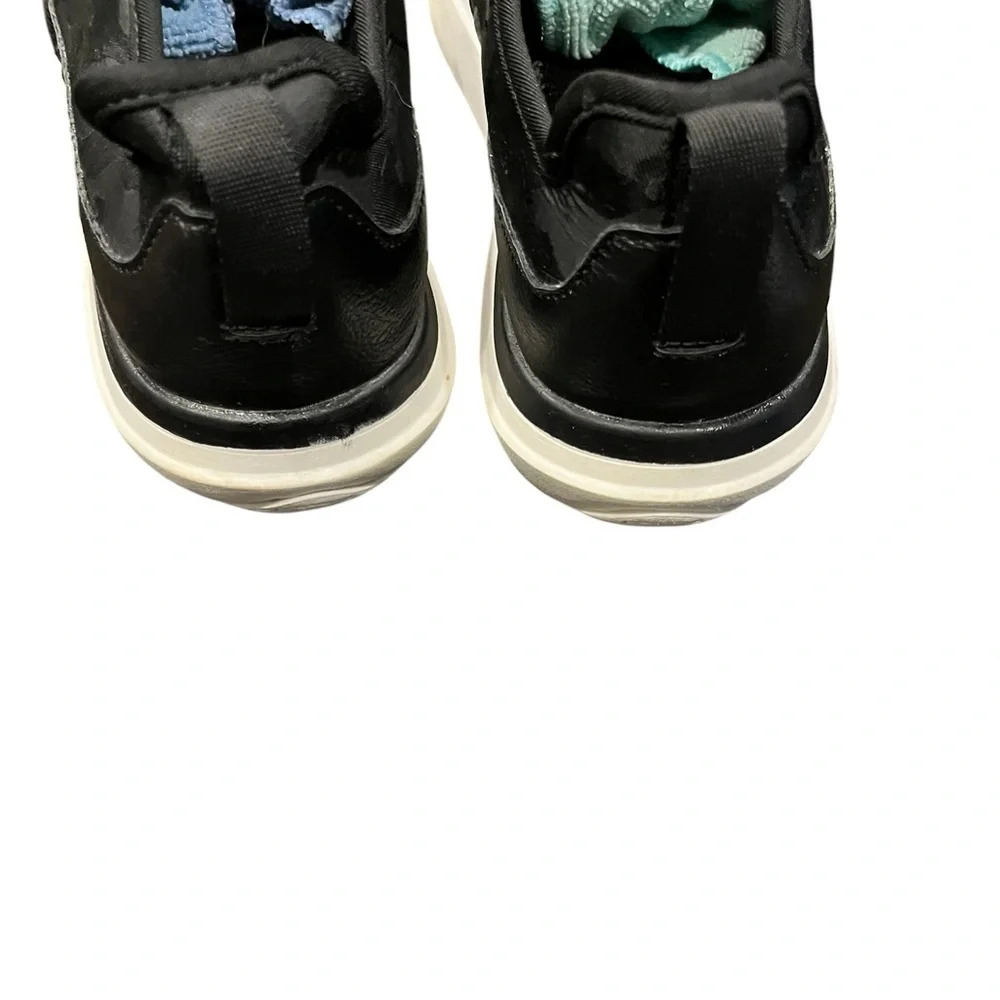 Women’s ROCKET DOG C345/0620 Slip-On Black Camo sneakers‎ Size 7.5